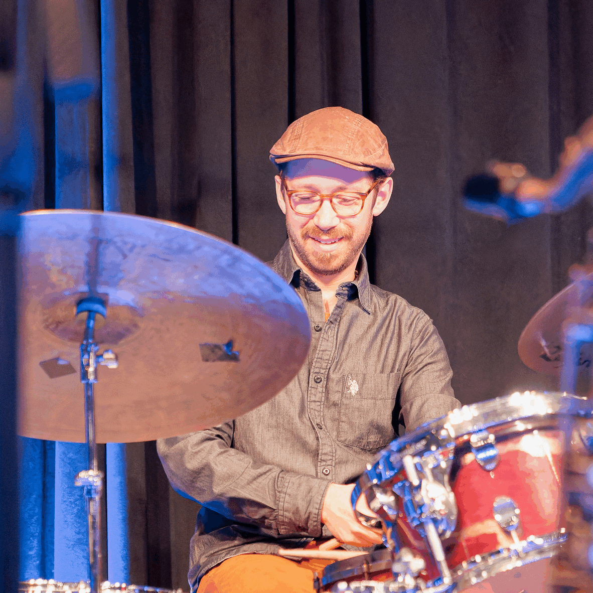 Richie Barshay plays drums